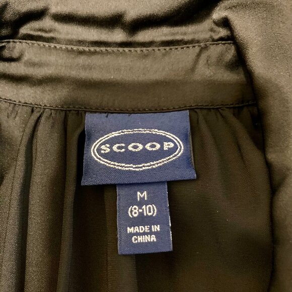 NWT, SZ M, BLACK Matte Satin V-Neck Popover Top w/ Turn Back Cuffs - Picture 3 of 4